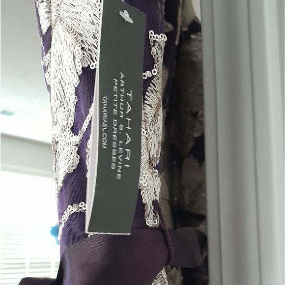 Tahari ASL Sleeveless - Picture 7 of 7